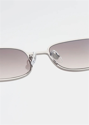 Noah solbrille Silver Striped Horn A.Kjærbede